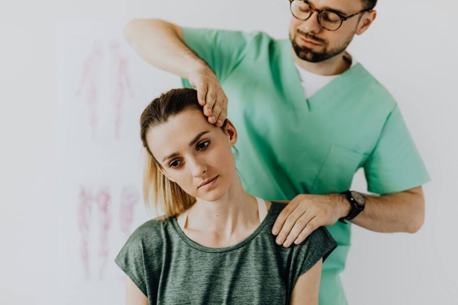 Sintomi della cervicale: quali sono e quando rivolgersi a un professionista